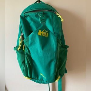 REI Tarn 12 kids backpack